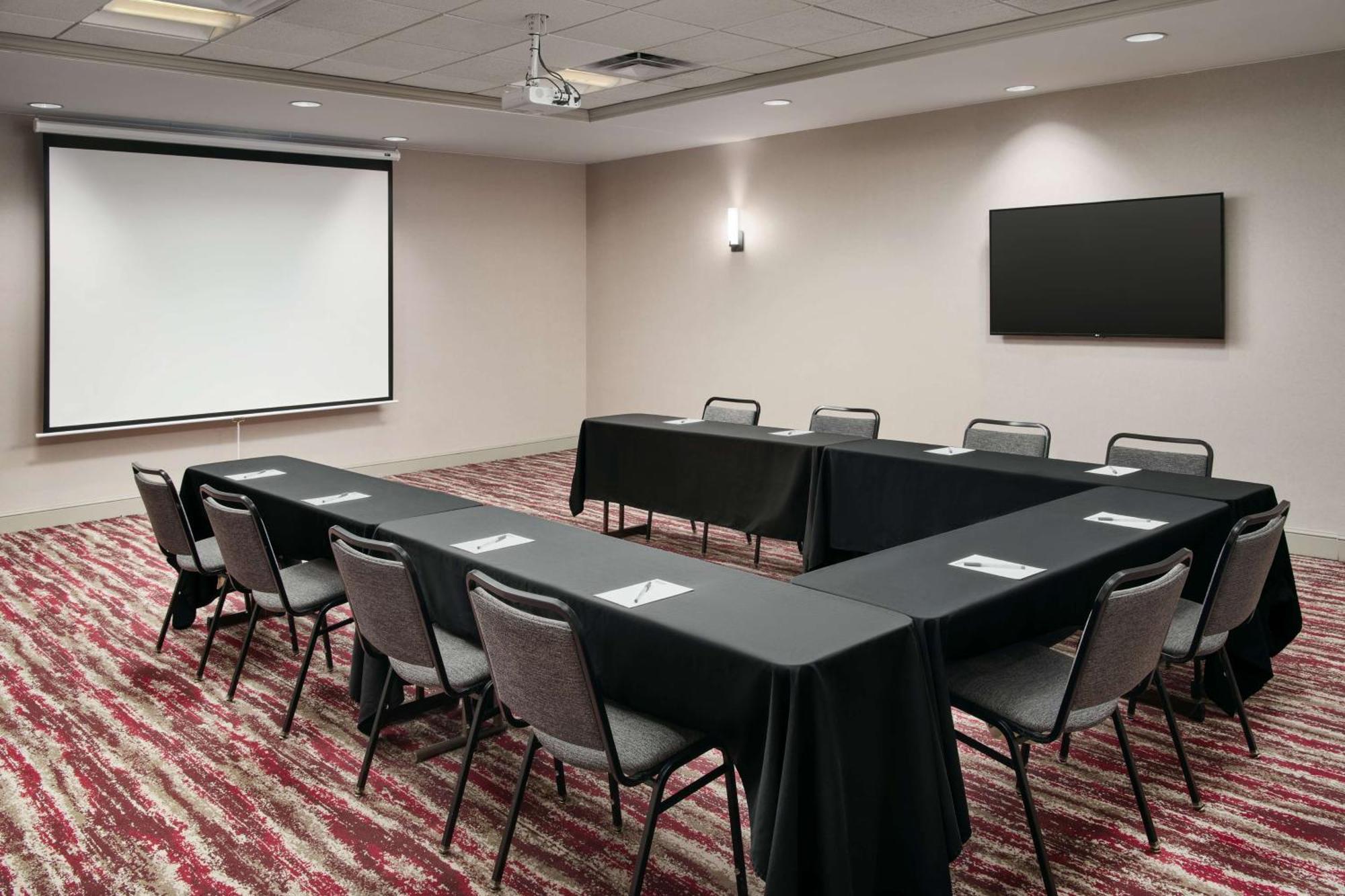 Hilton Garden Inn Schaumburg Eksteriør billede