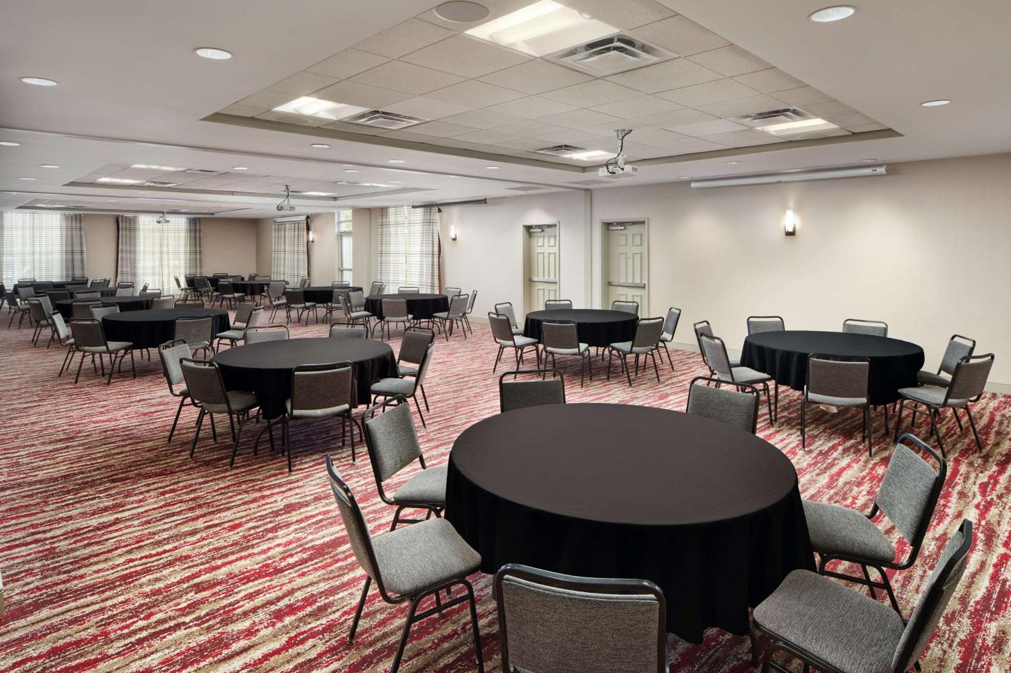 Hilton Garden Inn Schaumburg Eksteriør billede