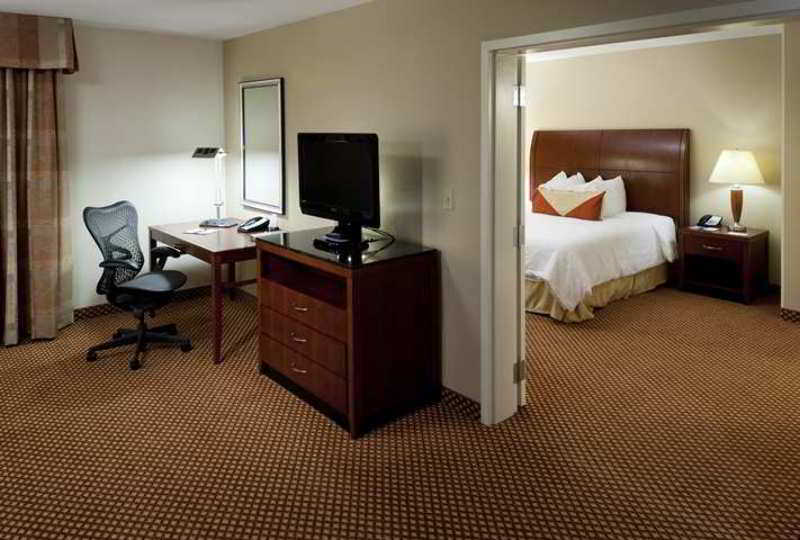 Hilton Garden Inn Schaumburg Værelse billede
